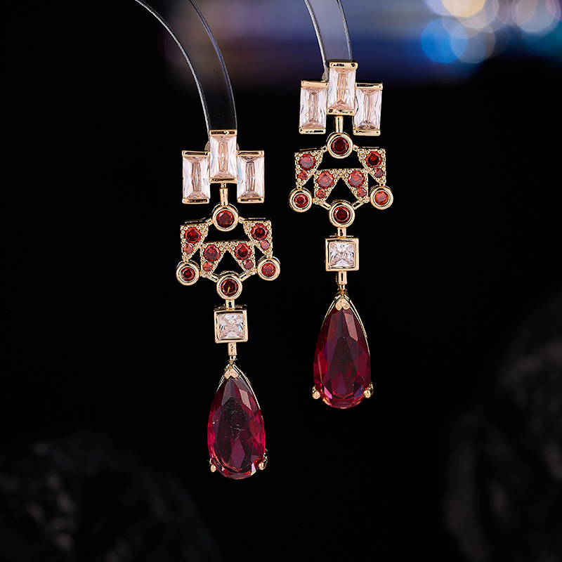 European Style Luxury Zircon Water Droplet High-end Earrings, Free Shipping, Designer Jewelry, Grand Banquet, Fashionable Temperament Earrings Accesso