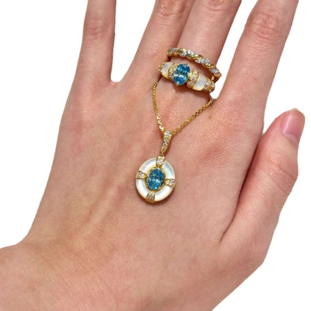 Natural Aquamarine White Mother-of-Pearl Necklace for Women, Gold-Plated Vintage Paraiba Collarbone Chain, High-End Niche