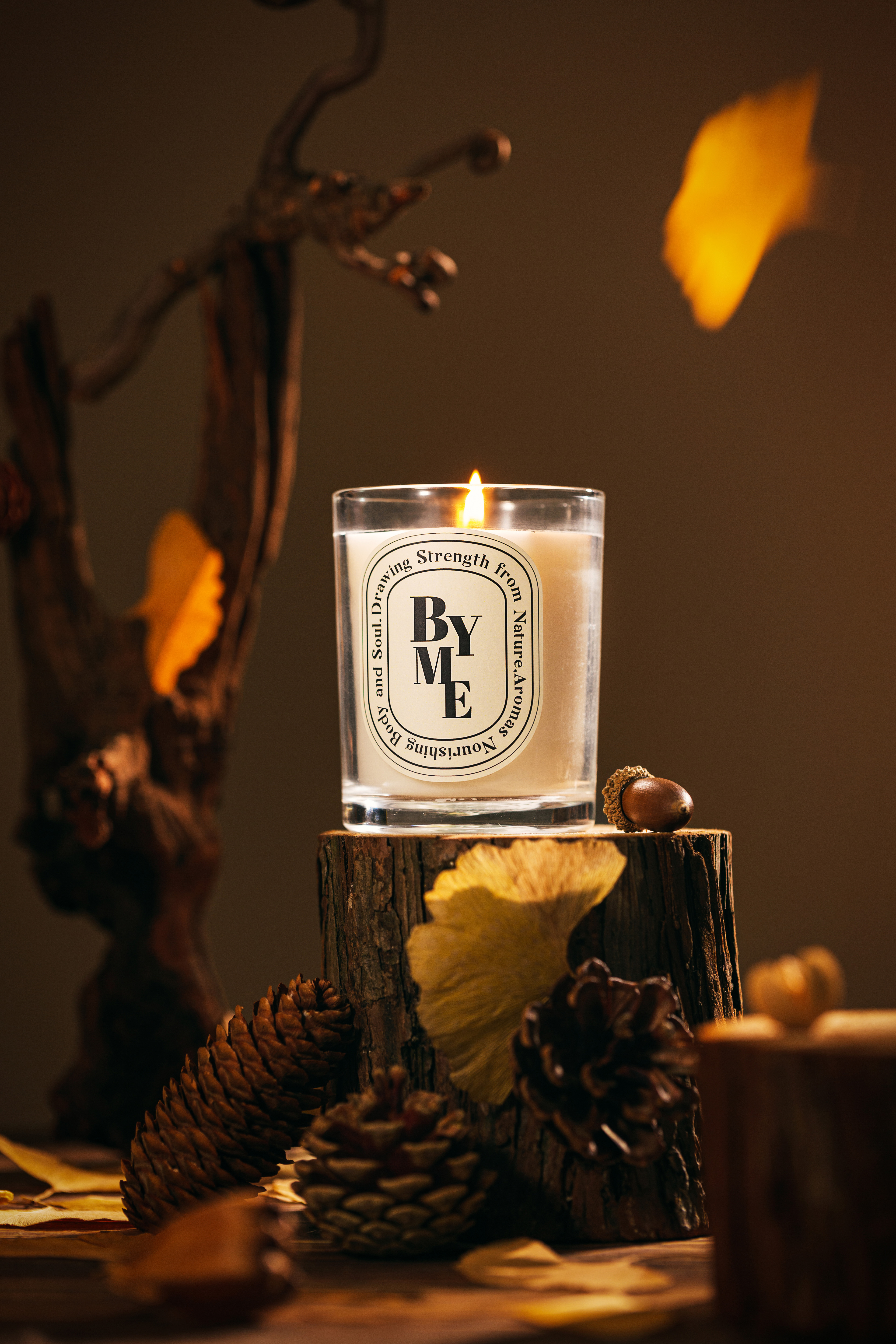 Minimalist Transparent Glass Candle with Natural Soy Wax - Safe & Scented for Up to 40 Hours