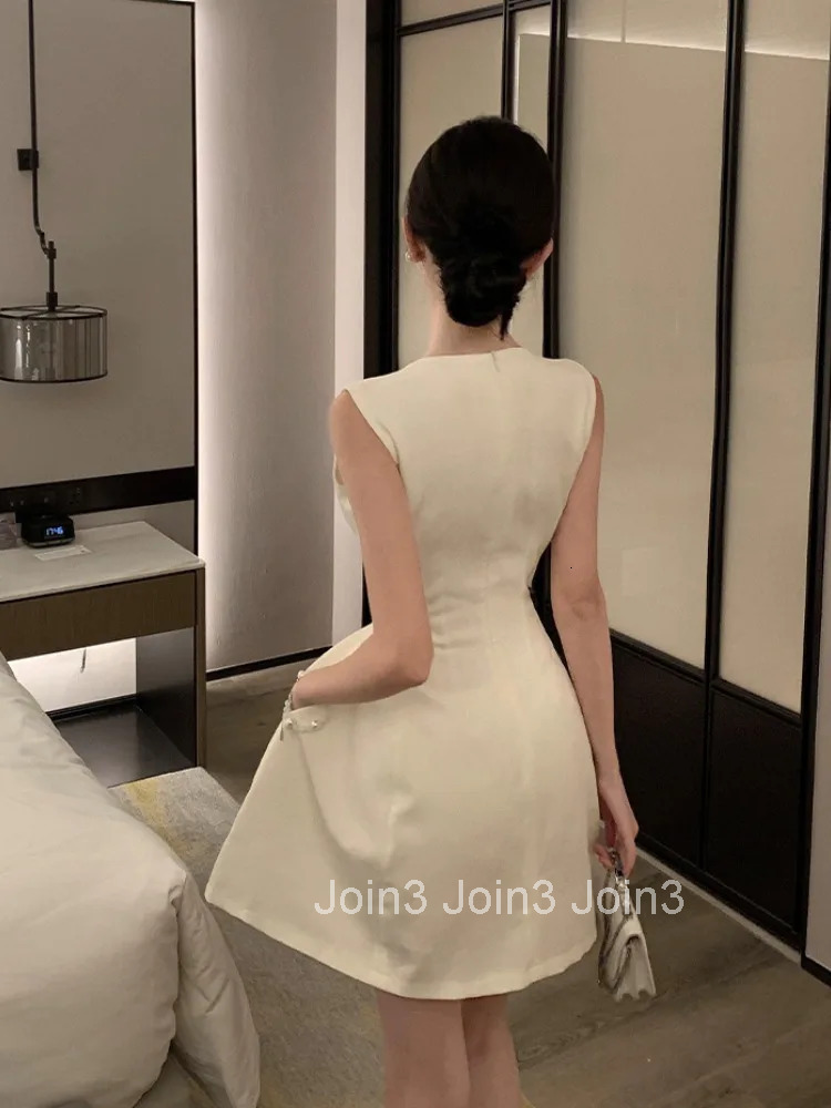 Woman Dress Elegant Sleeveless Summer Fashion Slim Ball Gown French Style Mini Dresses Sexy Party Ladies Temperament