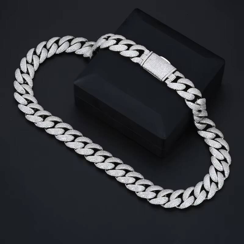Highly Popular Sparkling Jewelry 18mm Bezel Setting Moissanite 925 Silver Hip Hop Fashion Men Cuban Chain With Certificate