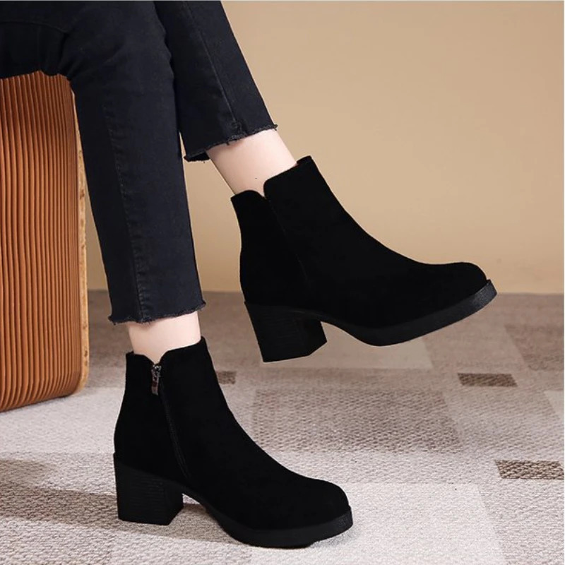 Suede Short Boots Style Coarse Heel Round Head British Style Matte Leather Black Middle Heel Kick Bare Boots Platform 250805