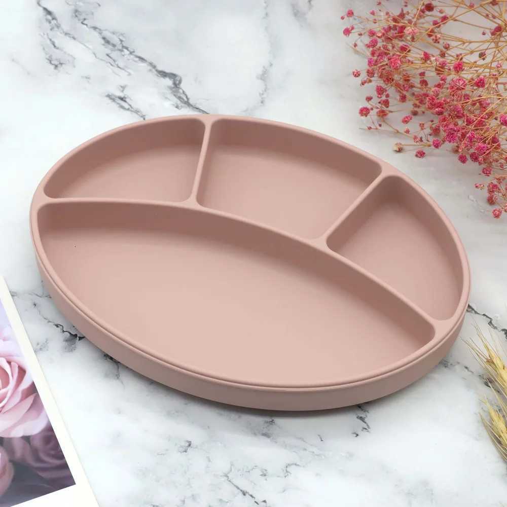 Baby Safe Silicone Divided Dining Plate With Suction Cup Children Dishes Toddler Eating Training Tableware Kids Feeding Tools X250806