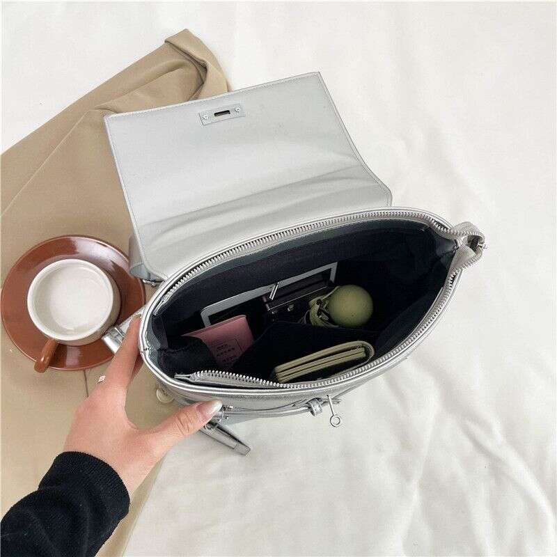 Designer Bag Tote bag Shoulder bag High Value Heavy Duty For Women New Large Capacity Fashionable Versatile Durable Commuting Outdoor Backpack