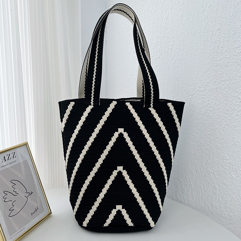 Designer Striped Knitted Single Shoulder Handbag 2025 New Multi functional Fashion Large Capacity Handbag