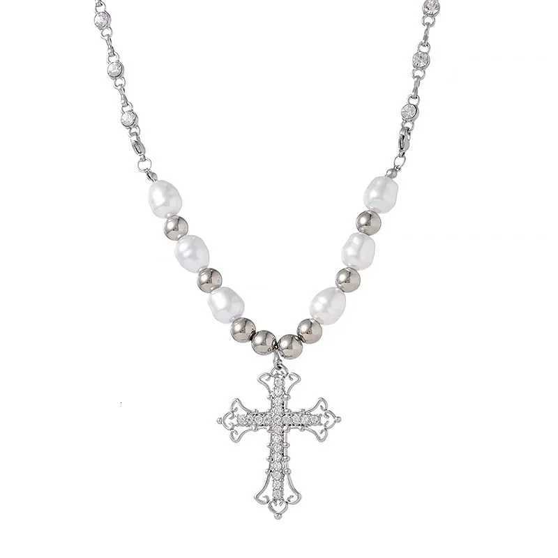 2022 Trendy Pearl Cross Pendant Necklace Hip Hop Retro Men Women Religious Jewelry Boys Girls Anniversary Party Birthday Gifts Y250805