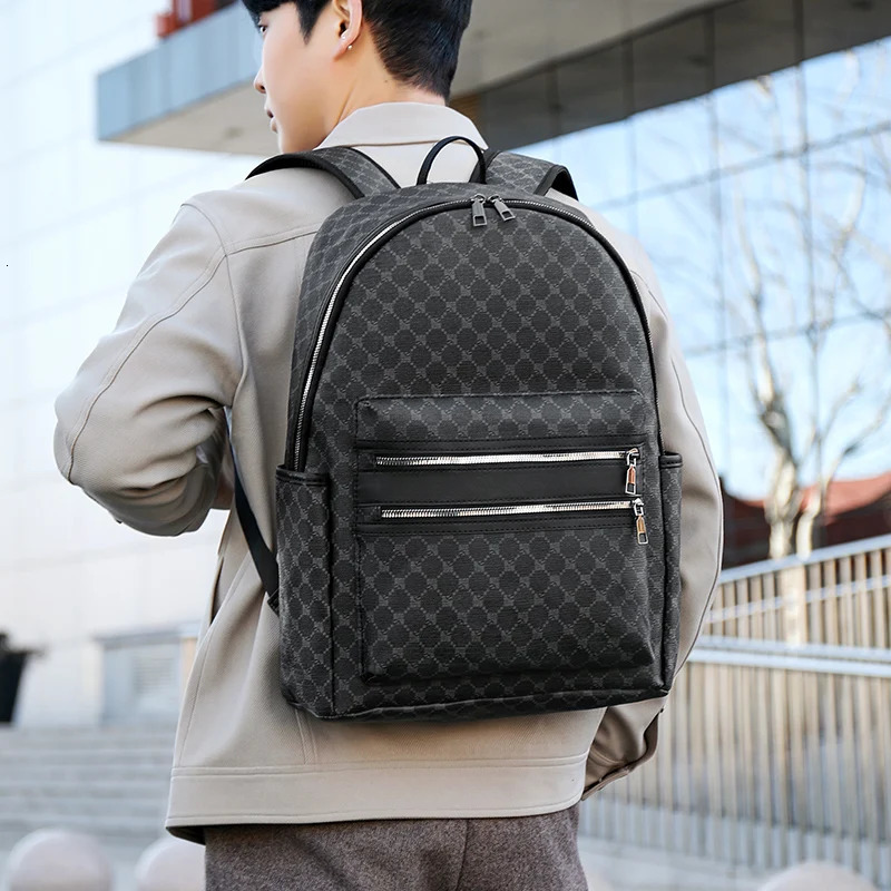 Fashion Business Men Large Capacity Backpack Multifunctional Laptop Bag School Bag High Quality Leather Retro Travel Bag Mochila 250806
