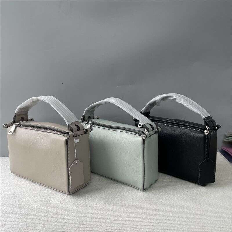 Designer Bag Tote Shoulder Bag Top Layer Cowhide Boston New Model Handheld Crossbody Women S Fashion Versatile Niche Commuting