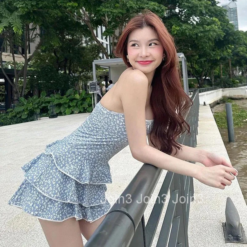 Backless Sexy Dress Women Summer Sleeveless Streetwear Strapless Dress Female Bodycon Fashion Folds Elegant Party A-LINE Dresses