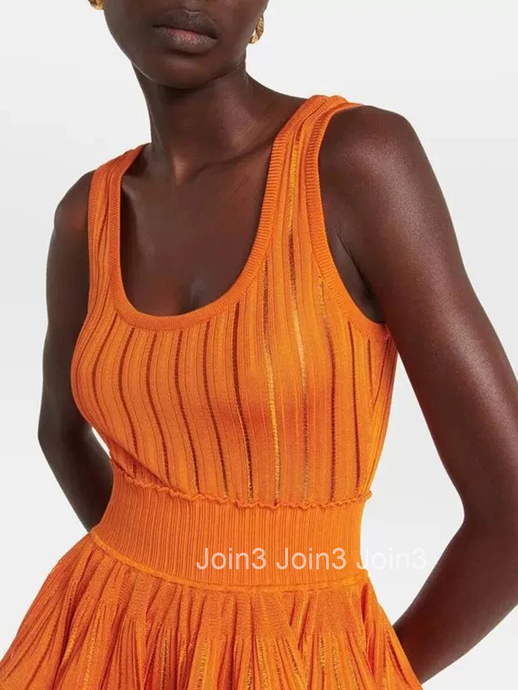 Temperament lace pleated A-line womens dress temperament elegant stretch Slim knit dress spring new