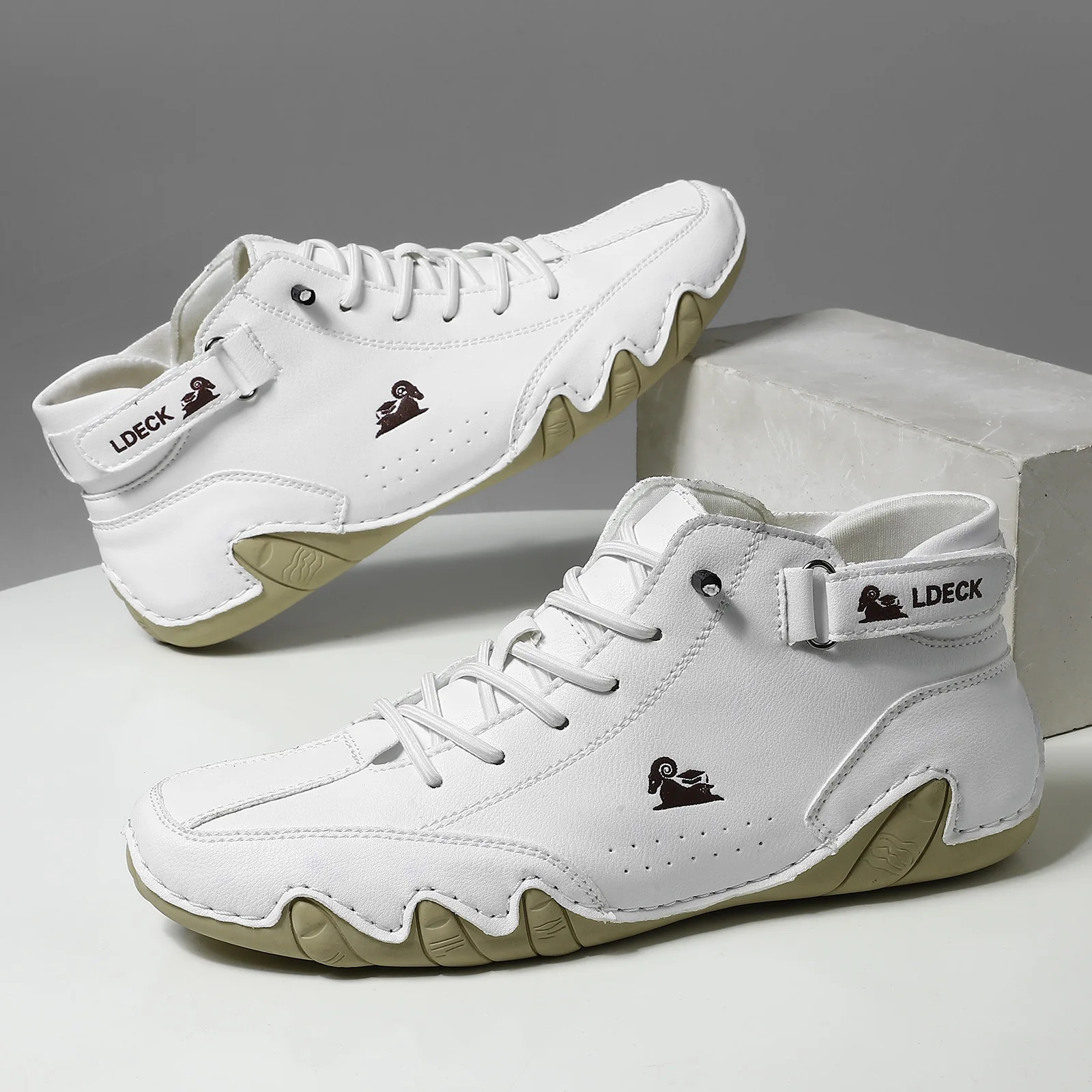 Stylish Hightop Octopus Boots Mens Casual Booties Soft Flats Breathable Moccasins Drive Shoes Leather Sneakers 250801