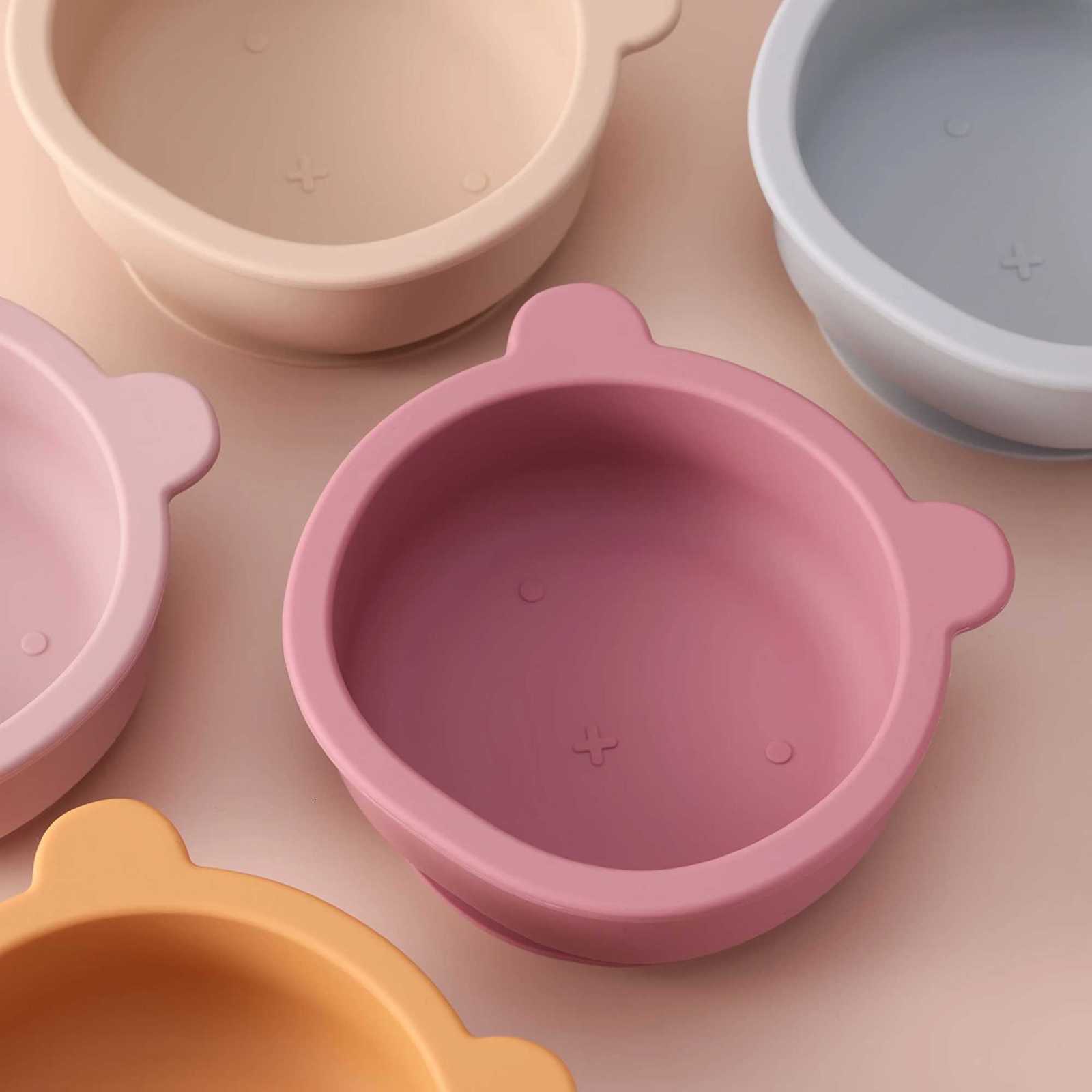1PCS Silicone Cartoon Bear Suction Feeding Bowl Self Training Dish Toddler Dinnerware BPA Free Anti-slip Childrens Tableware X250806