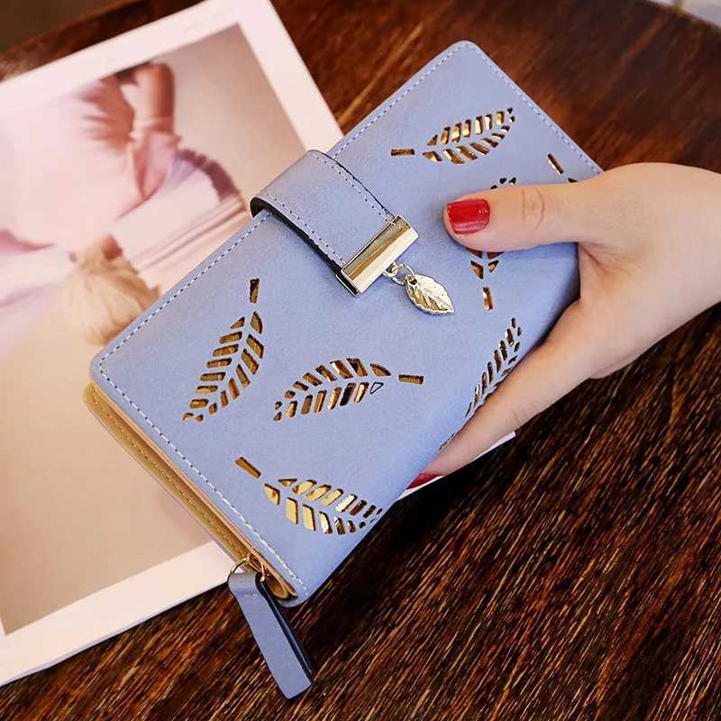 2024 New Womens Wallet Printed Leaf Wallet Korean Edition 2 Fold Zipper Long Card Holder Handbag XJ250806