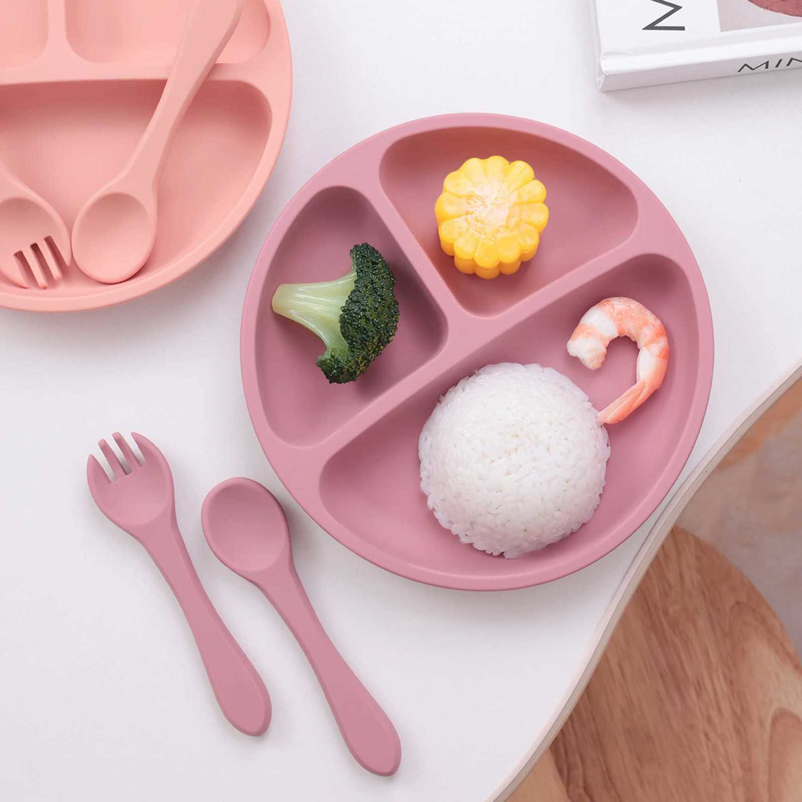 4PCS Silicone Baby Feeding Set Suction Plate BPA Free Training Tableware Dish Bowl Gift Set With Silicone Spoon Fork Baby Supplies X250806