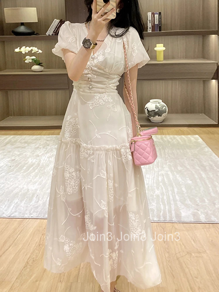 Elegant Long Dress For Female French V-neck Pleated Waist Bubble Sleeves Embroidered Womens Dresses New Summer 3C4036