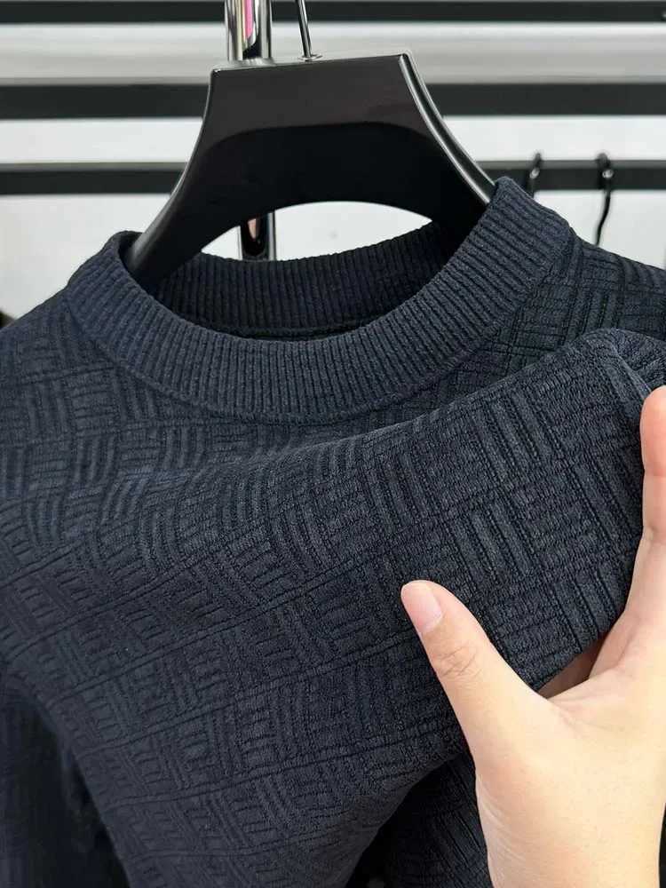 High-Quality Luxury Autumn Winter Brand Men Round Neck Sweater Plush Fashion Casual Jacquard Designer Pullover New Knitwear Top W250806