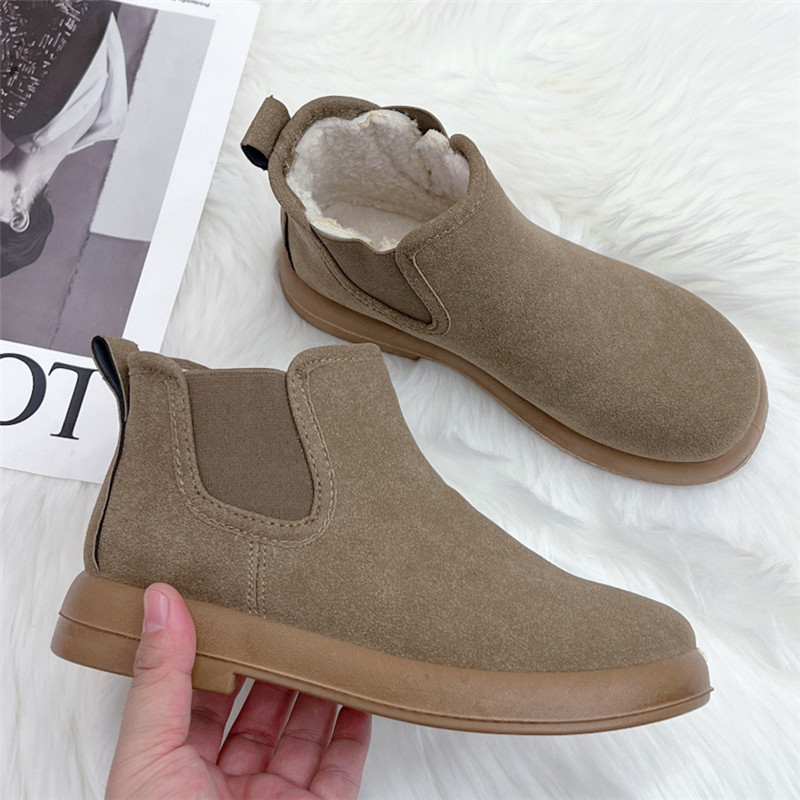 Winter Plush Female Cotton Warm Mother Shoes Flat Comfortable Ankle Non Slip Snow Boots 2025S Hot