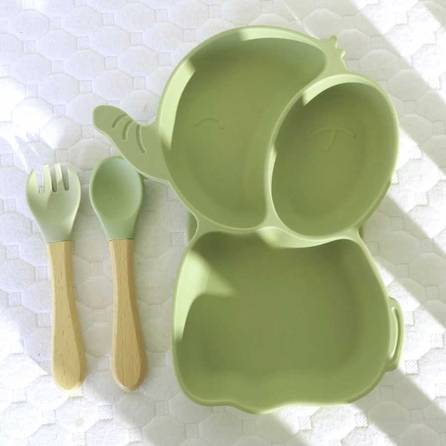 1PCS Baby Silicone Dining Dishes Plate Kids Feeding Plate Sucker Cartoon Elephant Children Dishes Toddler Training Tableware X250806