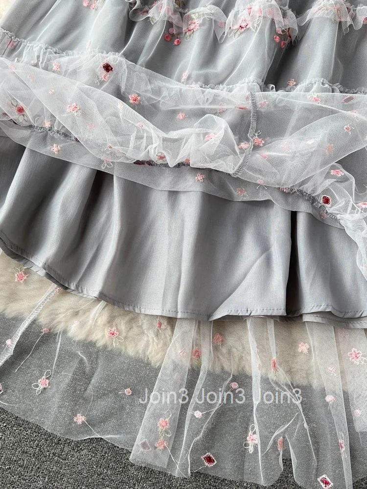 Runway Summer Flower Embroidery Cake Dress Women Tulle Mesh Short Sleeve Cascading Ruffles Maxi Long Party Vestidos Gorgeous