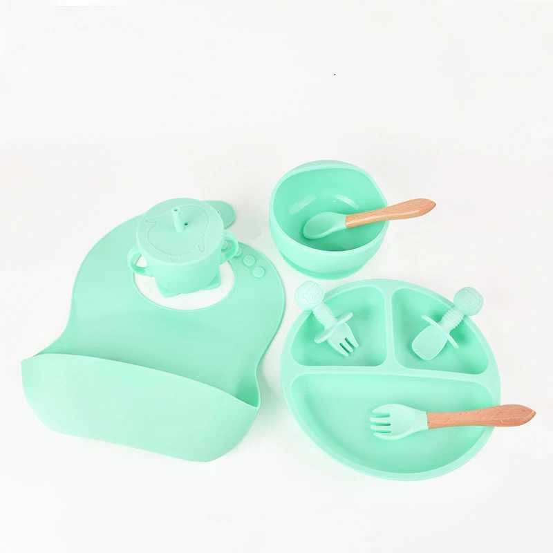 6/8-piece Silicone Baby Tableware Set Childrens Dishes Set with Suction Cups Forks Spoons Bibs Straws Cups Mother and Baby Supplies X250806