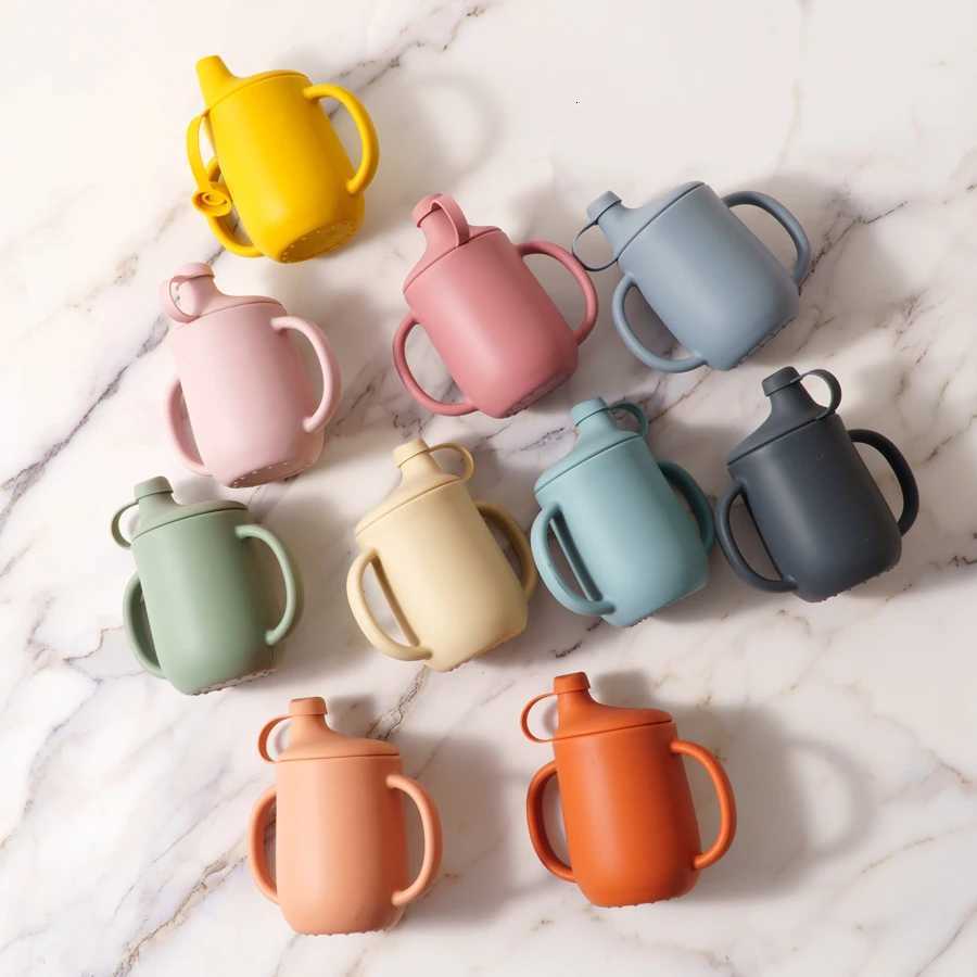 New Mother Kids Baby Silicone Cups With Lid Portable Learning Drinking cup Childrens Water Bottle Baby Items Free Shipping X250806