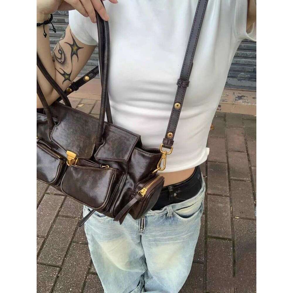 Designer Bag Tote bag Shoulder bag New High End Style Trendy Handbag Motorcycle Hobo Fashionable Commuter Large Capacity Versatile Autumn Winter