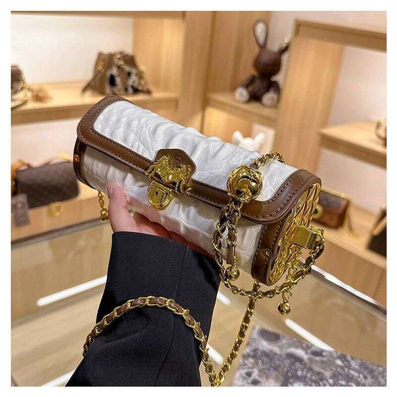 "2025 New Women's Bag, European and American Fashion Trendy Monogram Round Barrel Shoulder/Crossbody/Handbag"