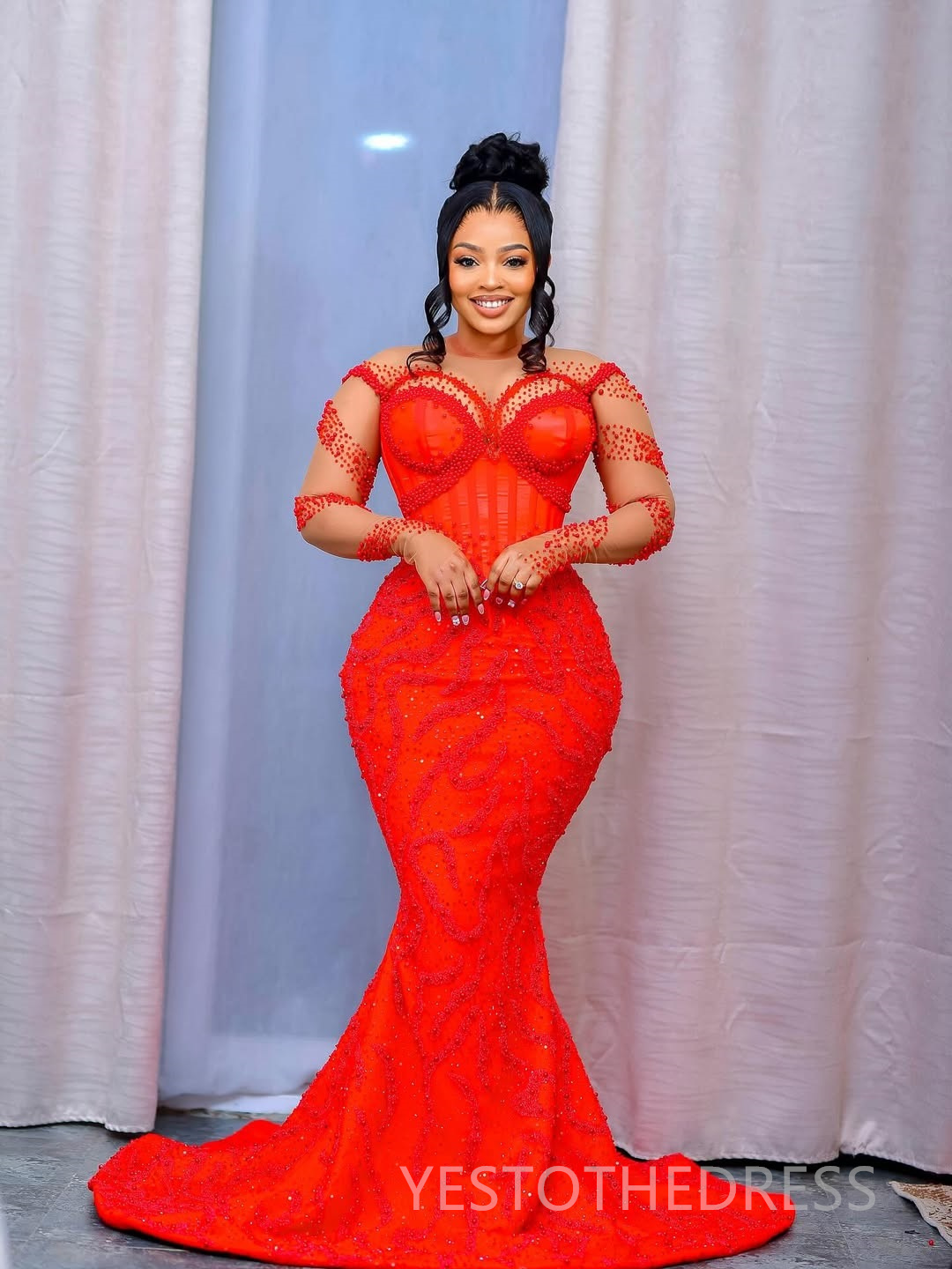 2025 Plus Size Red Prom Dress Evening Dresses Formal Gowns Illusion Sheer Neck Long Sleeves Beaded Lace Birthday Dress Second Reception Gowns For Blac