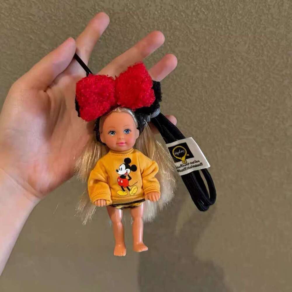 DHessentials Cute Barbie Doll Keychain - Vintage Childhood Memory Keyring, Sweet Alloy Bag Charm for Girls Best Friend Gift (28g) Ins Style