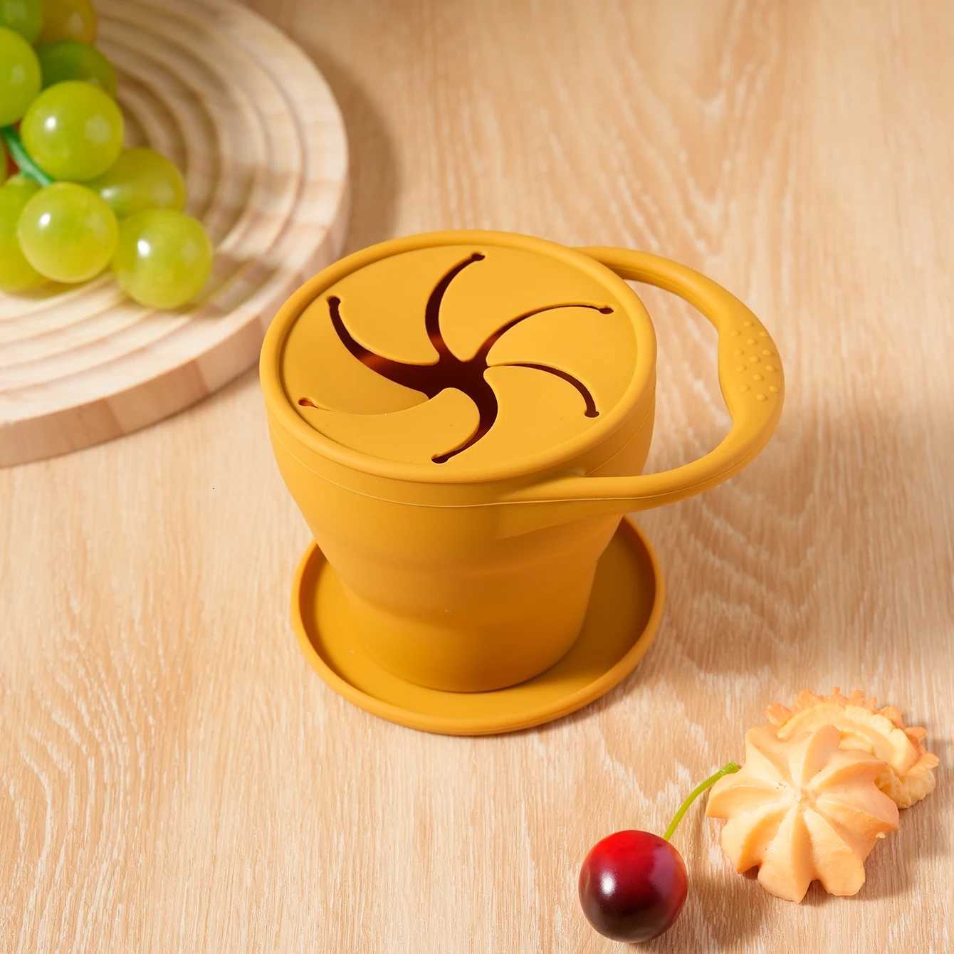 1PCS Baby Silicone Tableware Collapsible Snack Cup Baby Shower Gift Portable Baby Snack Box Feeding Training Baby Food Storage X250806