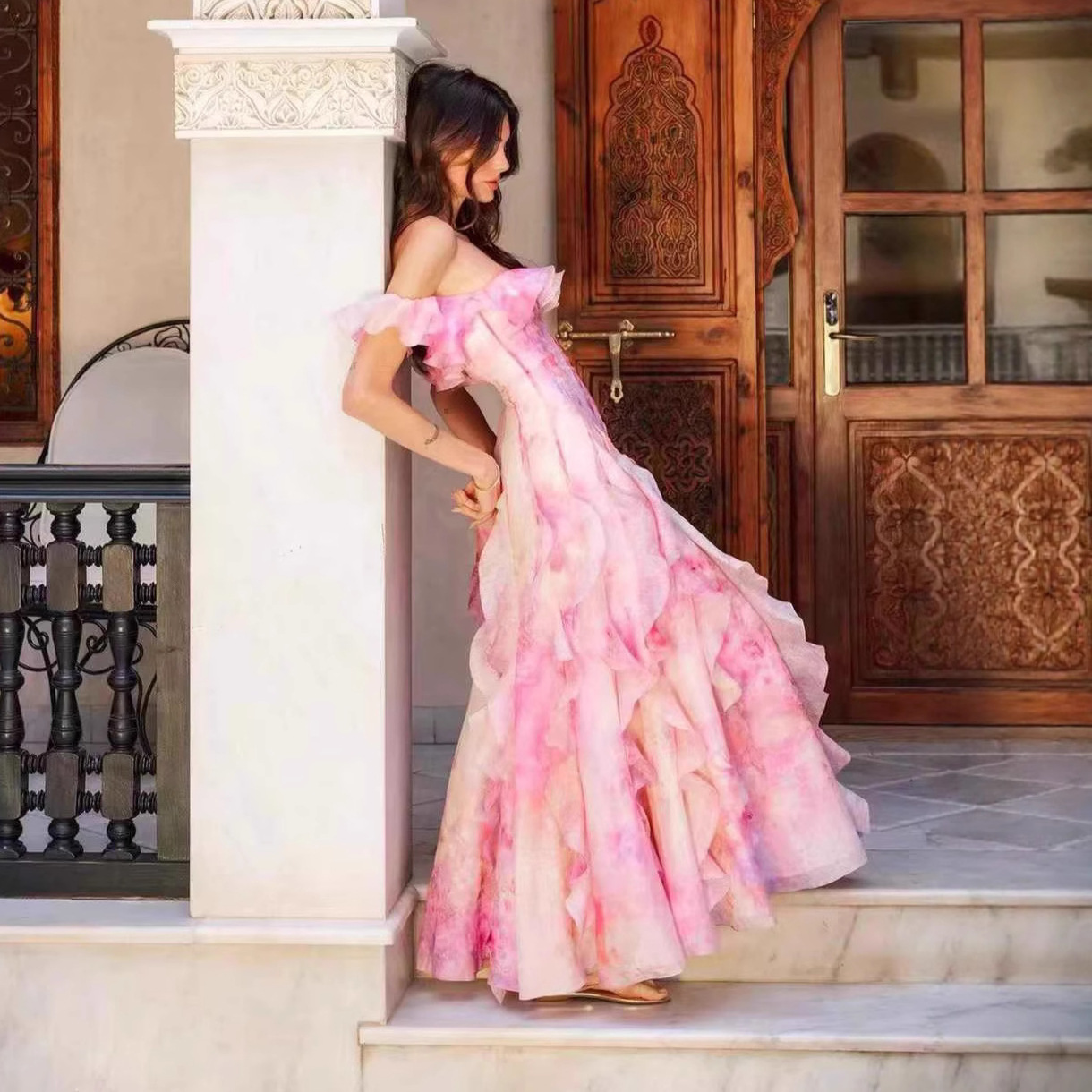 2025 trend Summer French Elegant Strapless Dress Summer New Fashionable Romantic Ruffle Design Slimming Printed Long Dress New Designer Dress