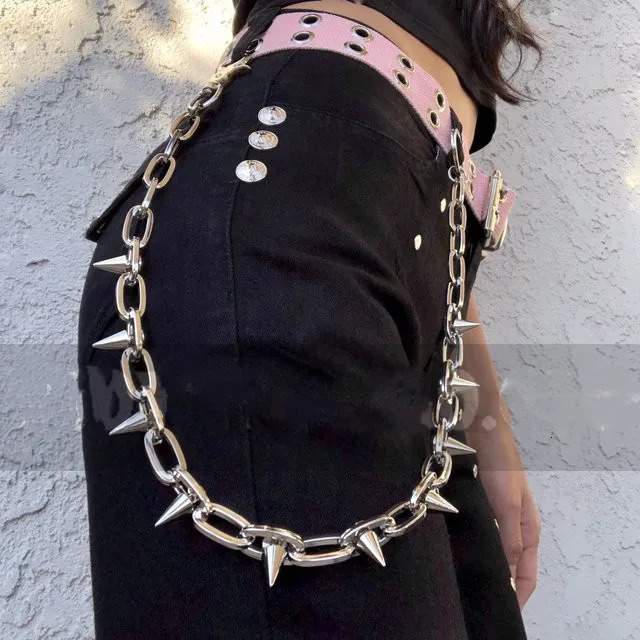 Halloween Big Spike Hip Hop Rock Goth Punk Hipster Trousers Chains Pant Jean Keychain Portachiavi Gothic Accessories Party Gifts 250806
