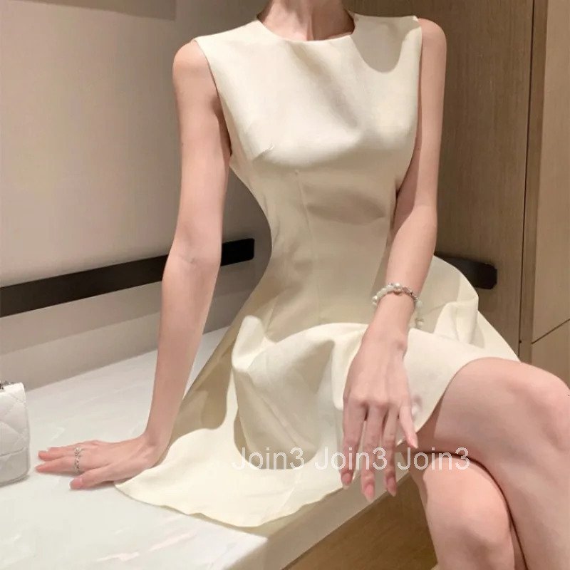 Woman Dress Elegant Sleeveless Summer Fashion Slim Ball Gown French Style Mini Dresses Sexy Party Ladies Temperament