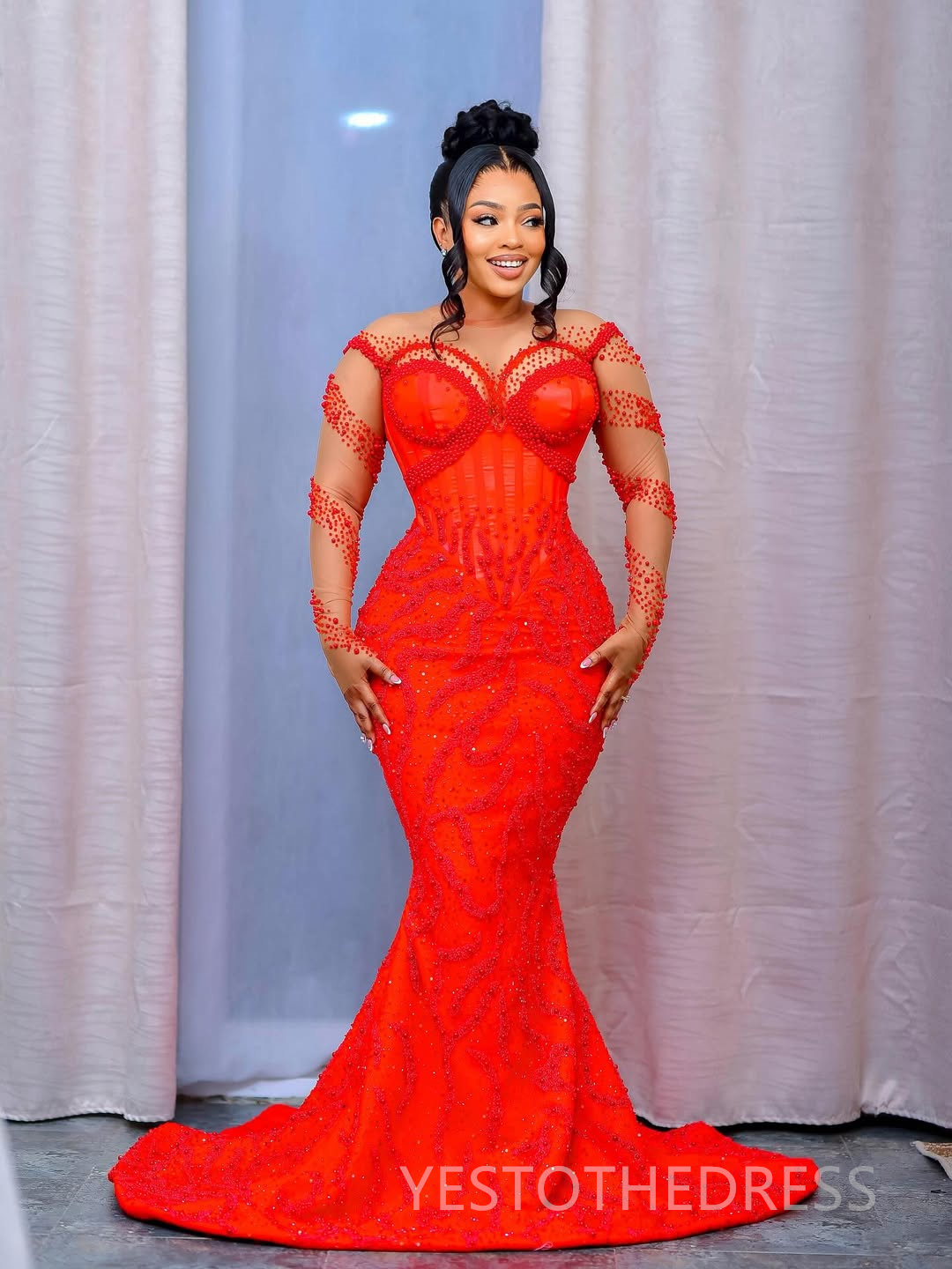 2025 Plus Size Red Prom Dress Evening Dresses Formal Gowns Illusion Sheer Neck Long Sleeves Beaded Lace Birthday Dress Second Reception Gowns For Blac