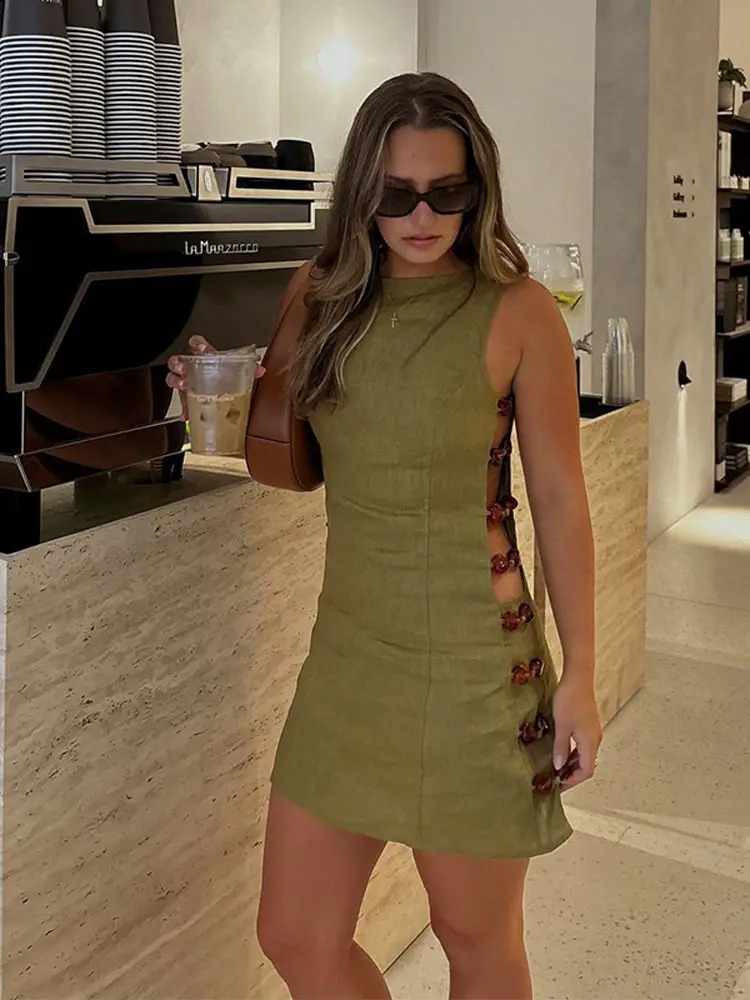 2025 Chic Side Hollow Bead Mini Dress Women Sexy Solid Sleeveless O-neck Slim Party Dresses Lady Retro Casual Streetwear 250804