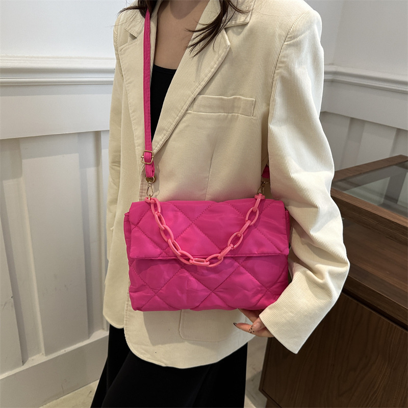 Embroidery Trendy Fashion Casual Chain Shoulder Crossbody Envelope Bag for Women This Years Large Capacity Quilted 250806