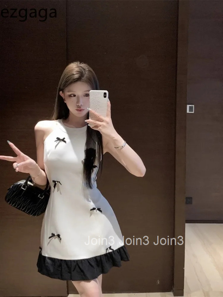 Vintage Dresses Women Bowknot Sleeveless Halter Ruffles Summer New Slim Elegant Mini Dress Party Chic Female Sweet