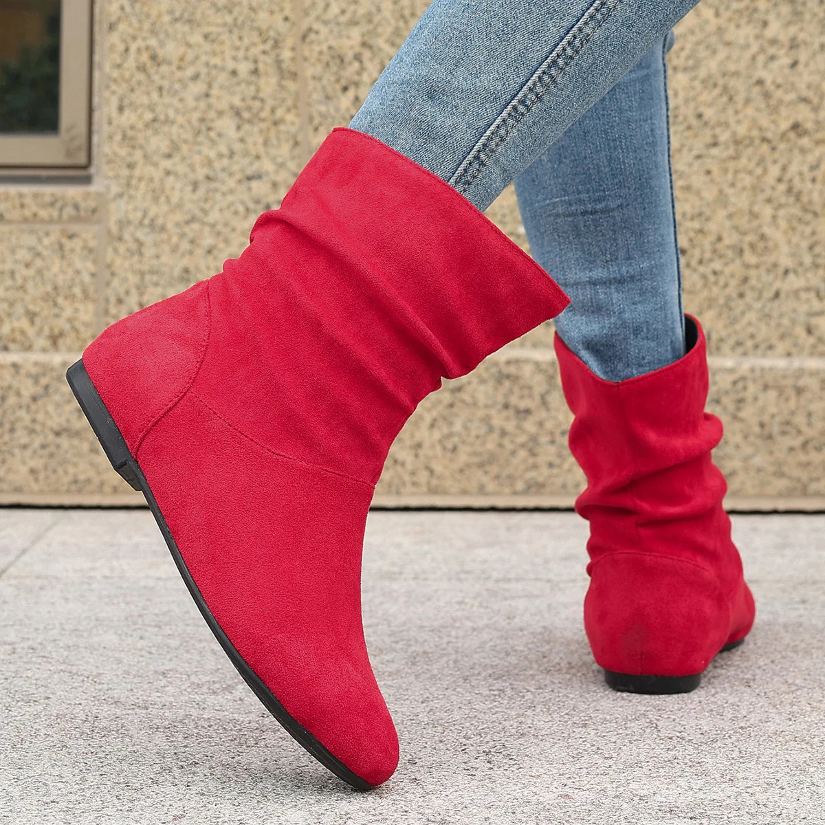 One-step womens nude boots fashionable and casual stacked elastic flat low-tube womens boots pleated solid color round head 250805