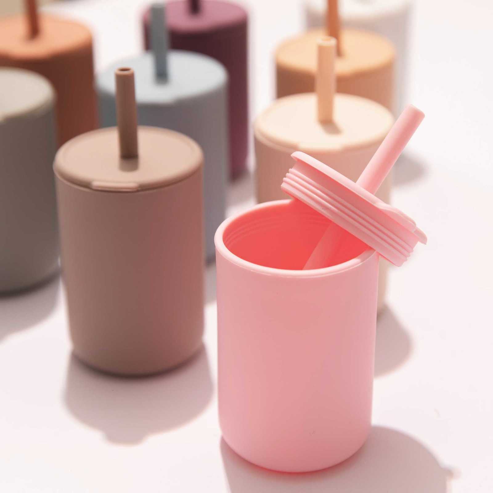 Baby Silicone Cups Baby Learning Drinking Straw Cup Food Grade Children Non-slip with Handle Feeding Water Cup BPA Free X2508061