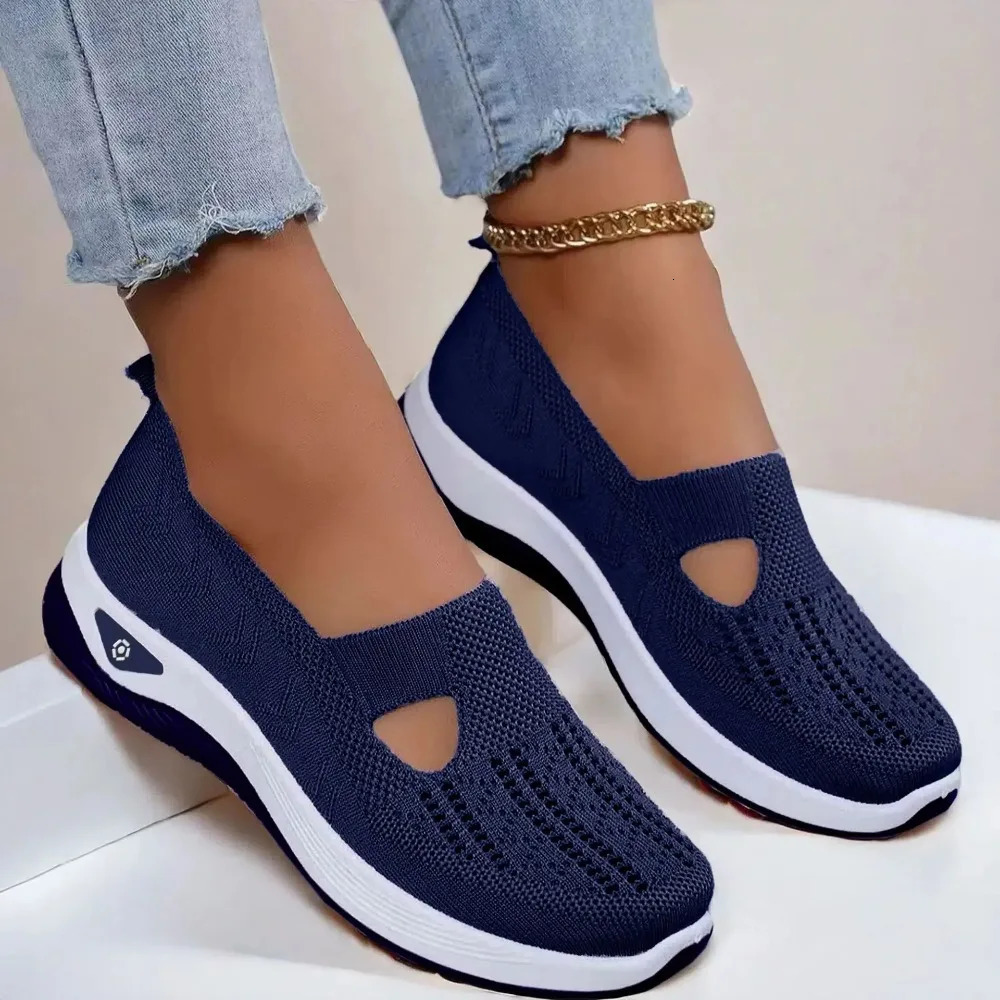 Breathable Womens Walking Shoes Soft Sole Anti Slip Knit Casual Sneakers Comfortable Summer Flats for Elderly Ladies 250731