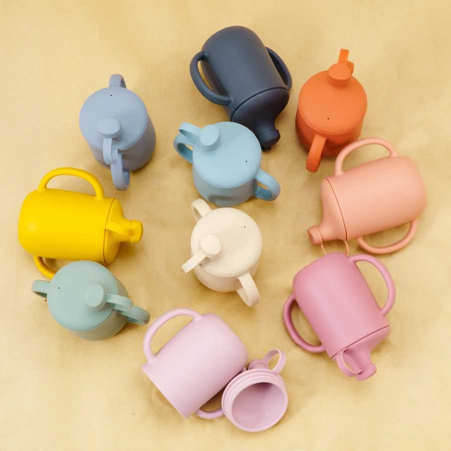 1PCS Kids Silicone Training Baby Sippy Cup Feeding for Children Drinking With Dust Lid Toddler Cups Water Bottle Baby Supplies X250806