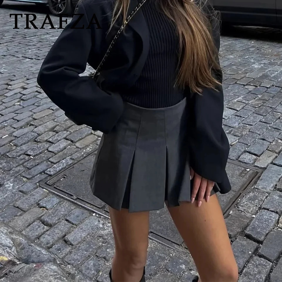 TRAFZA 2025 Spring Summer Women Casual Tierred Mini Skirts Fashion Vintage Solid High Wasit Ruffles Pleated Sexy Shorts Skirts 250806