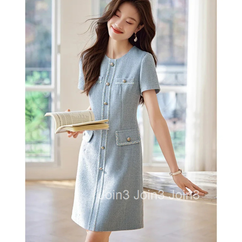 Women Summer New Exquisite Elegant Style Fragrant Round Neck Short Sleeved Dress