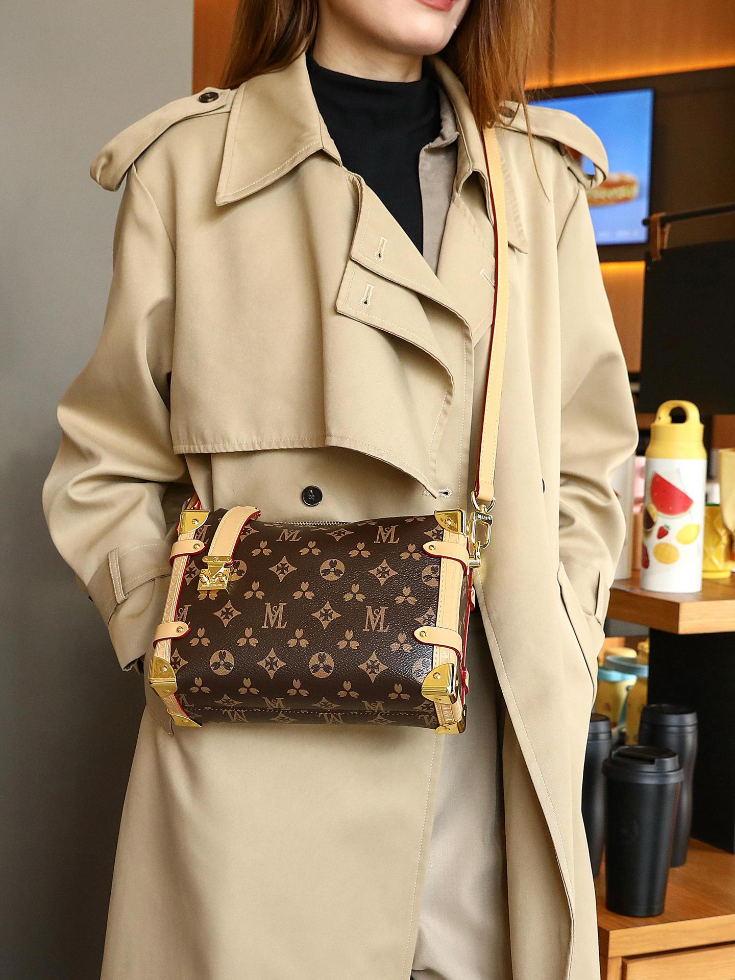 2025 New Handbox High Sense Fashion Printed Handbag Color Small Single-Shoulder Cross-Body Bag