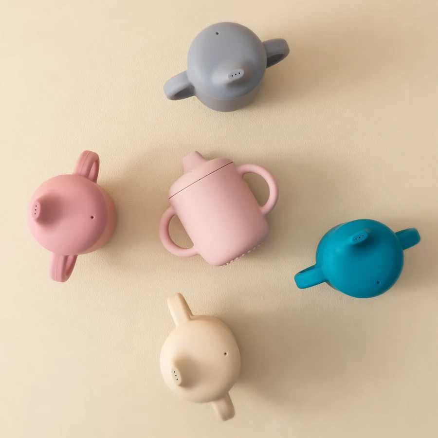 1PC Baby Silicone Cup With Double Handle Portable Water Bottle For Kids Feeding Learning Baby Items Leakproof Baby Cups X250806