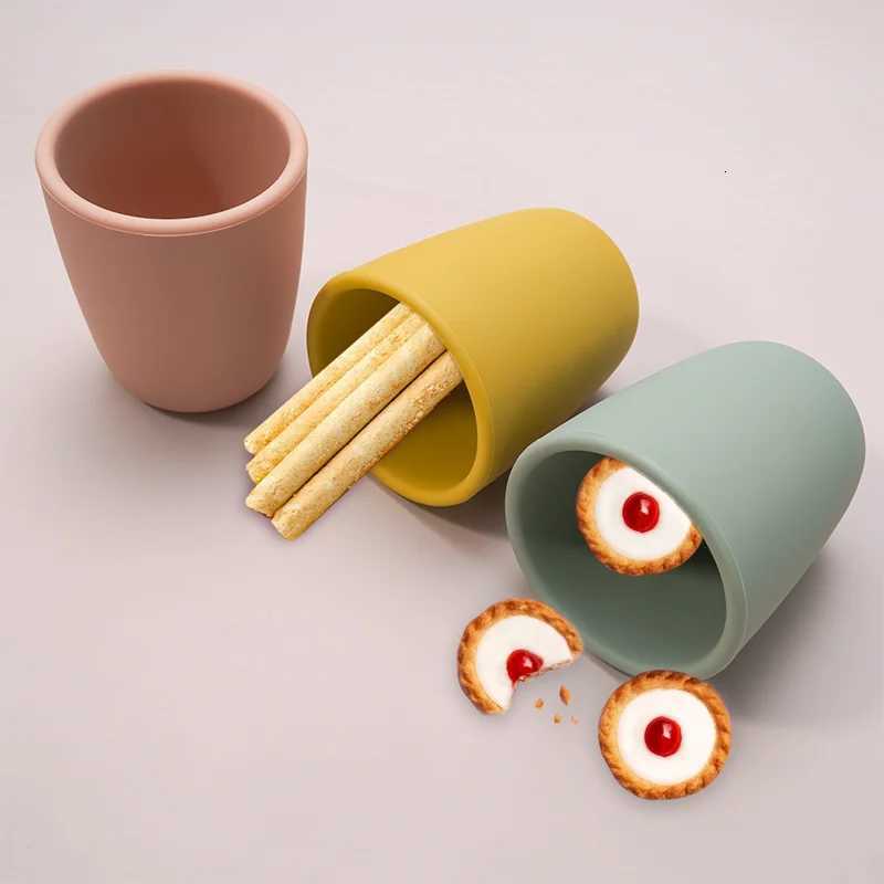 Portable Pure Color Baby Snack Cup Anti Scalding Food Grade Silicone Water Cup Learn To Drink Cup For Children X250806