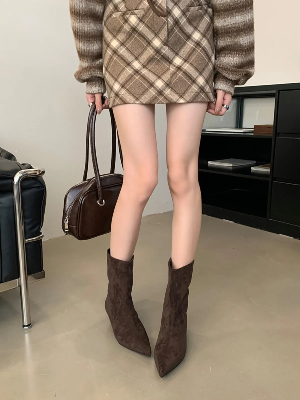 Europe Style Faux Suede Ankle-High Boots Fashion Pointed Toe Slip-On Western Boots Woman 2025 Thin Heels Shoes Botas Mujer 250805