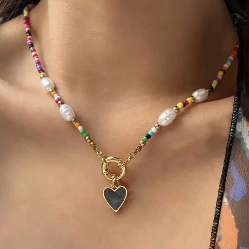 1234567 Bohemian Colorful Beads Chain Fashion Necklaces White Heart Pendant Jewelry For Women Valentines Accessories N0463 Y250805