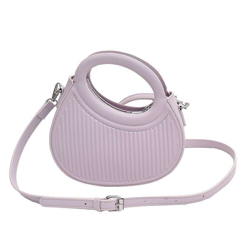 Niche design foreign style women 2023 new spring all-match solid color Messenger fold popular shoulder bag
