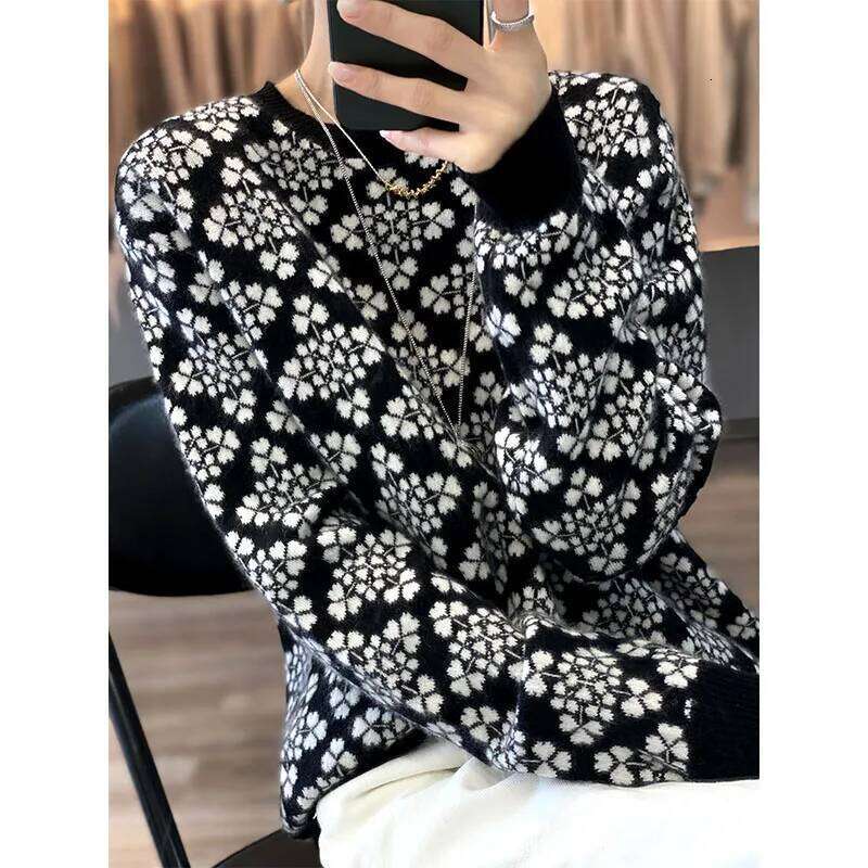 2022 Snowflake Autumn Winter New Pure Cashmere Ladies Thick Jacquard Loose Round Neck Sweater To Keep Warm 250806